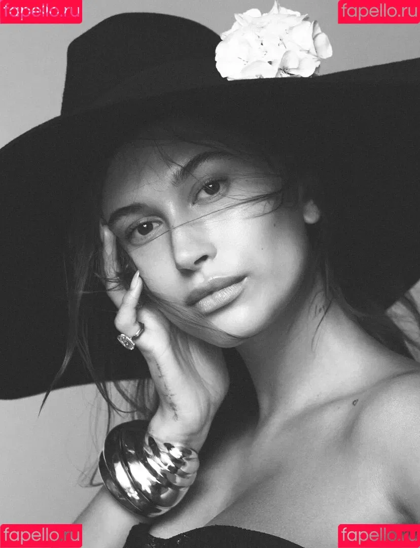 Hailey Bieber / baldwin / haileybieber Onlyfans Photo Gallery 