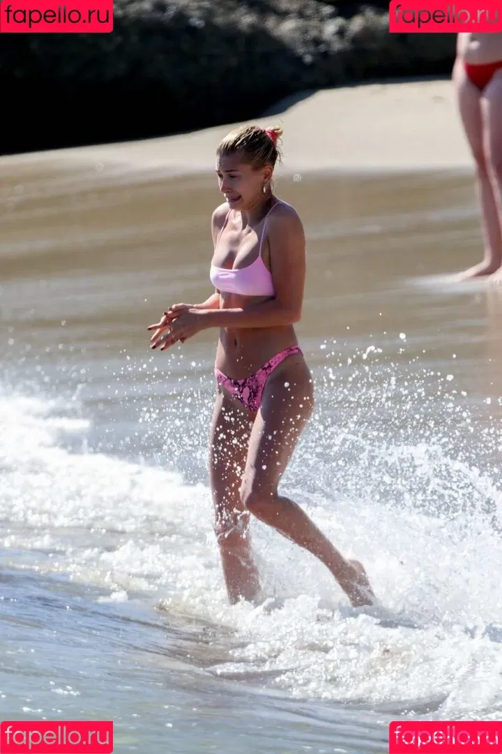 Hailey Bieber / baldwin / haileybieber Onlyfans Photo Gallery 
