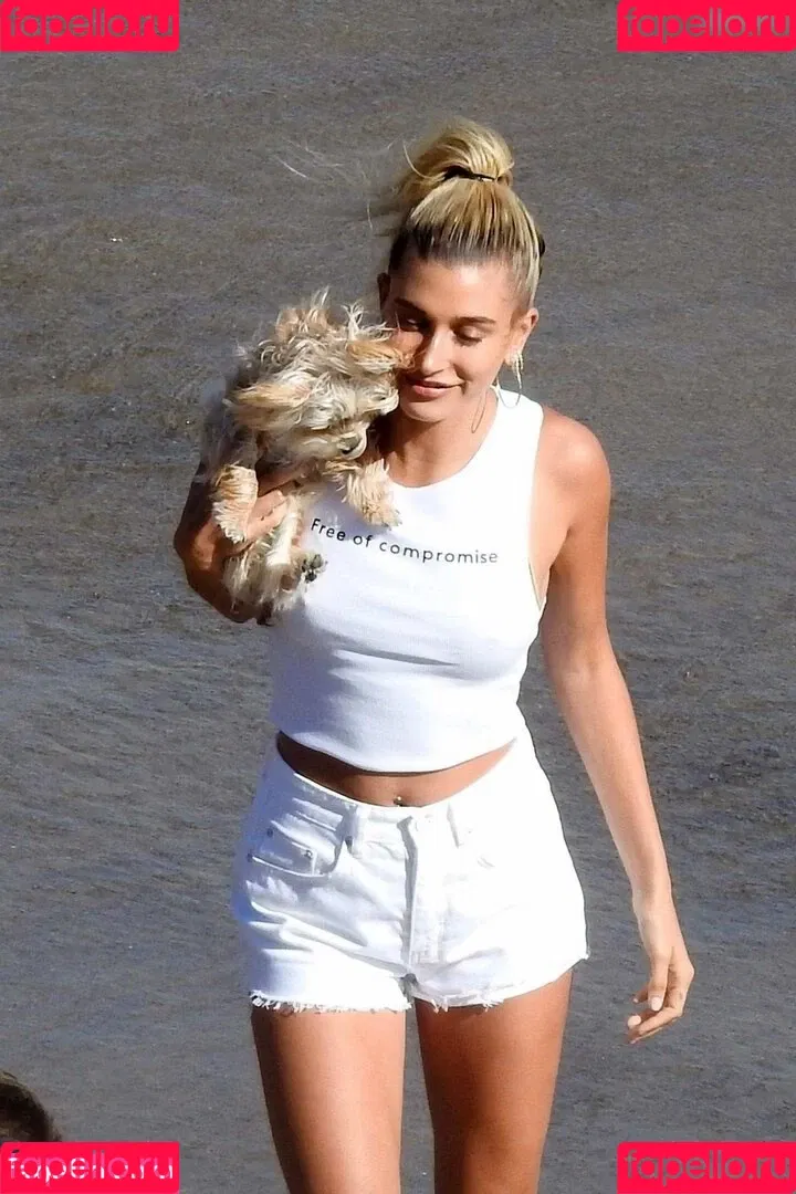 Hailey Bieber / baldwin / haileybieber Onlyfans Photo Gallery 