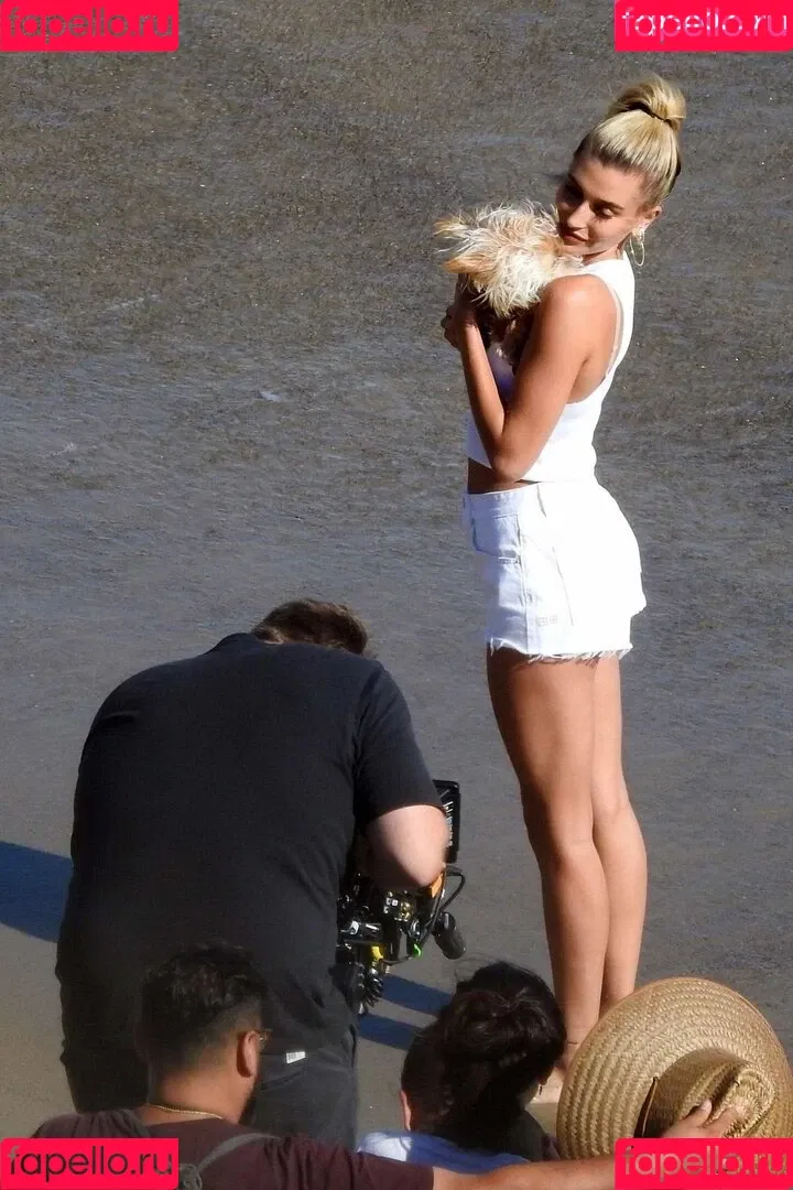 Hailey Bieber / baldwin / haileybieber Onlyfans Photo Gallery 