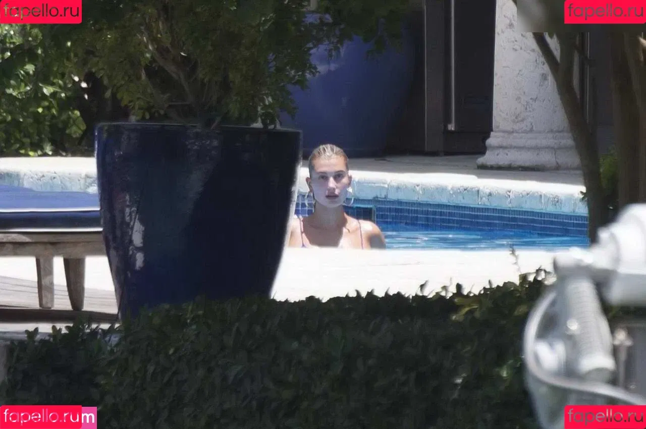 Hailey Bieber / baldwin / haileybieber Onlyfans Photo Gallery 