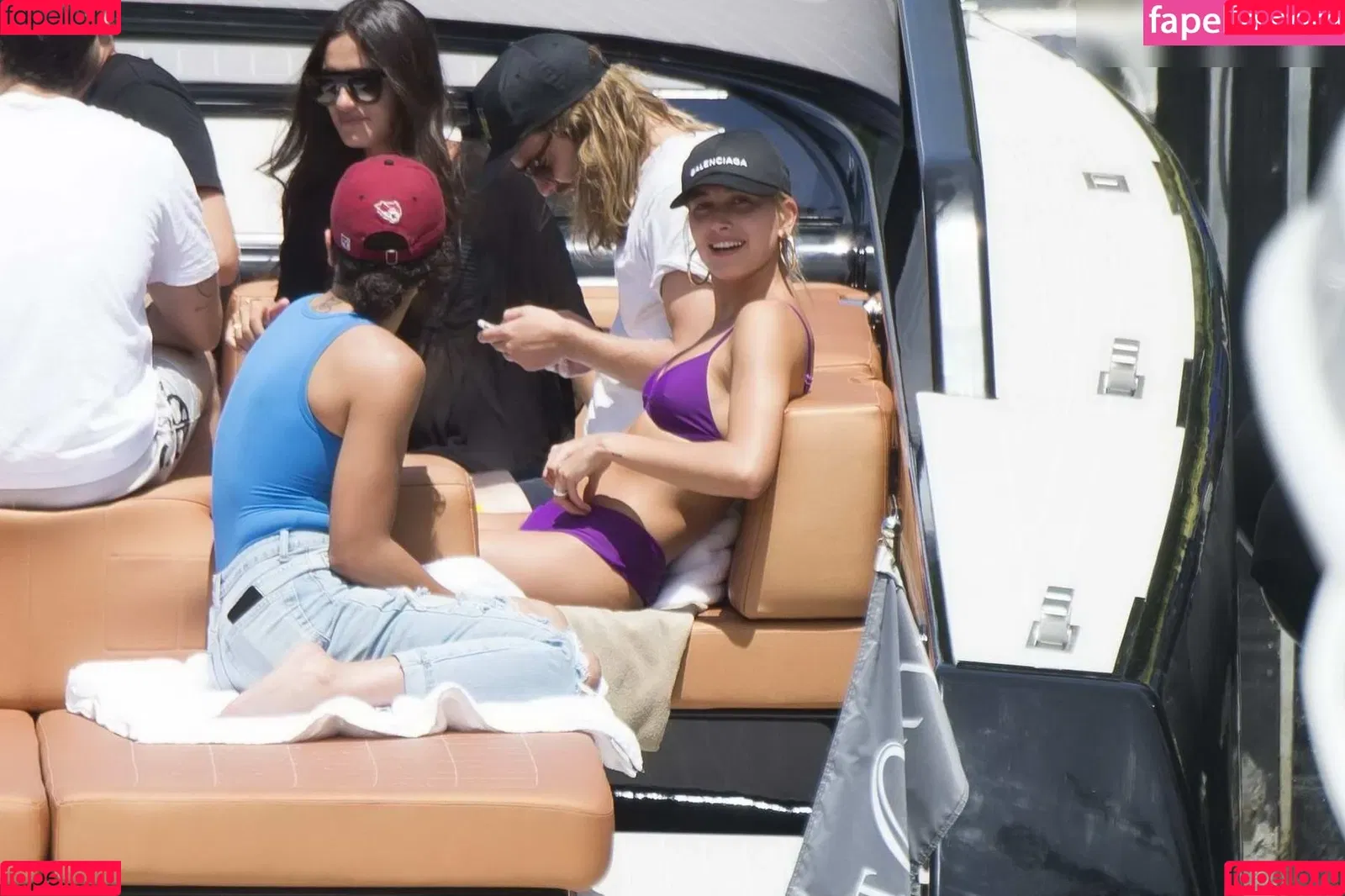 Hailey Bieber / baldwin / haileybieber Onlyfans Photo Gallery 