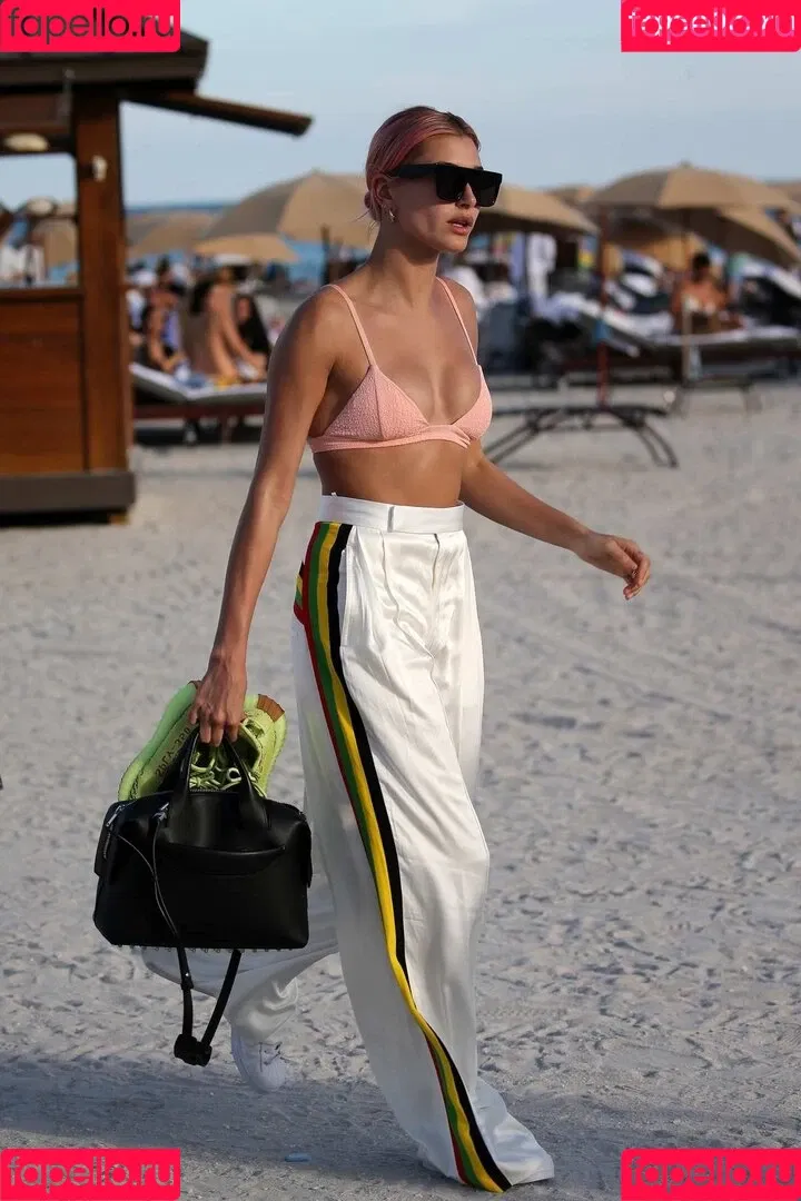 Hailey Bieber / baldwin / haileybieber Onlyfans Photo Gallery 