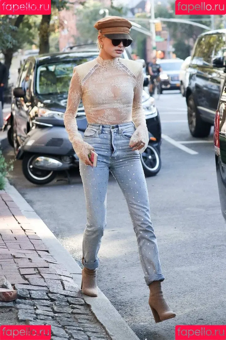 Hailey Bieber / baldwin / haileybieber Onlyfans Photo Gallery 