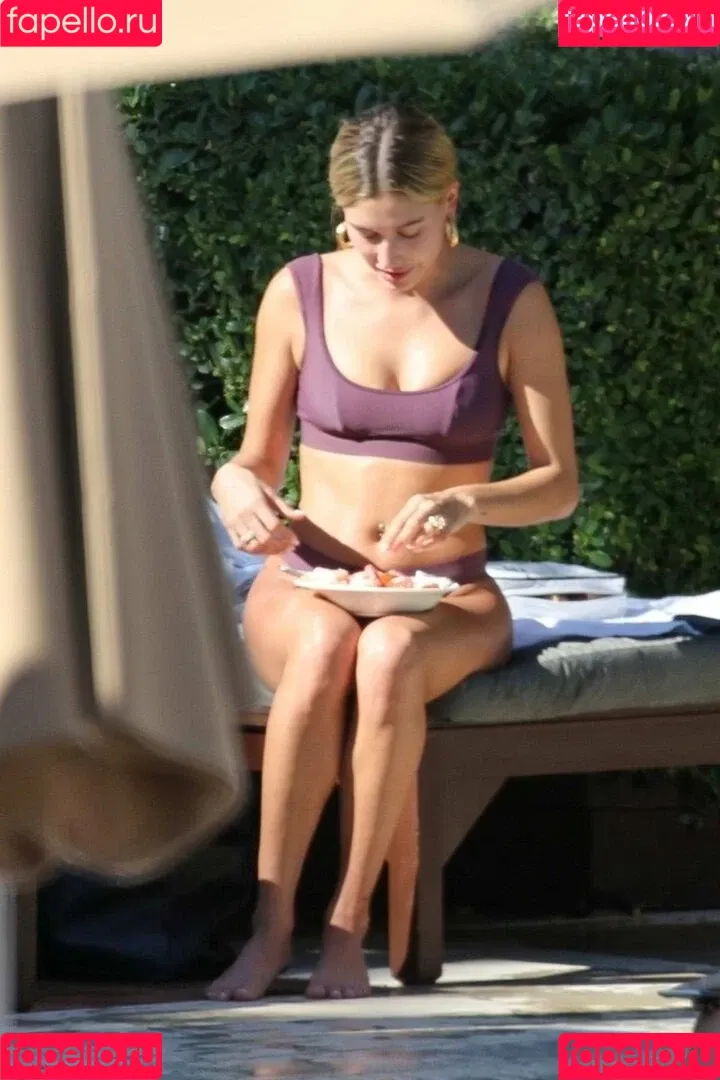 Hailey Bieber / baldwin / haileybieber Onlyfans Photo Gallery 