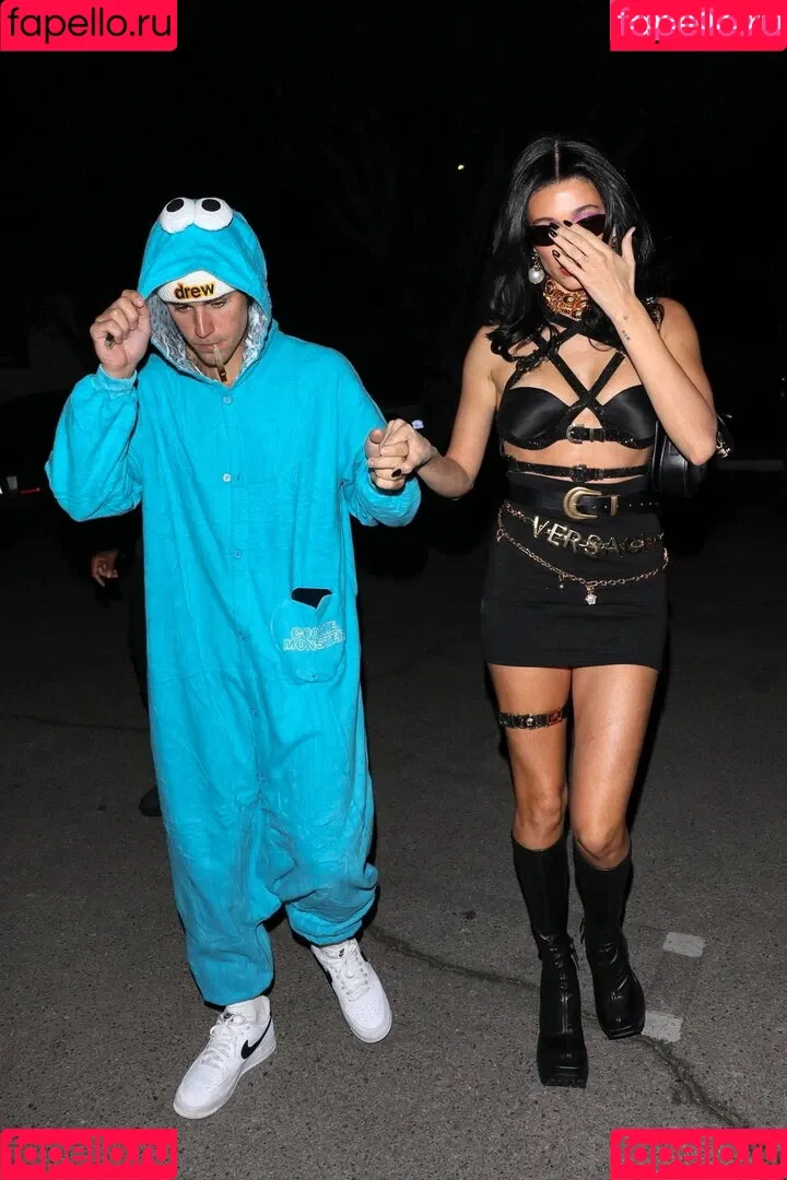Hailey Bieber / baldwin / haileybieber Onlyfans Photo Gallery 