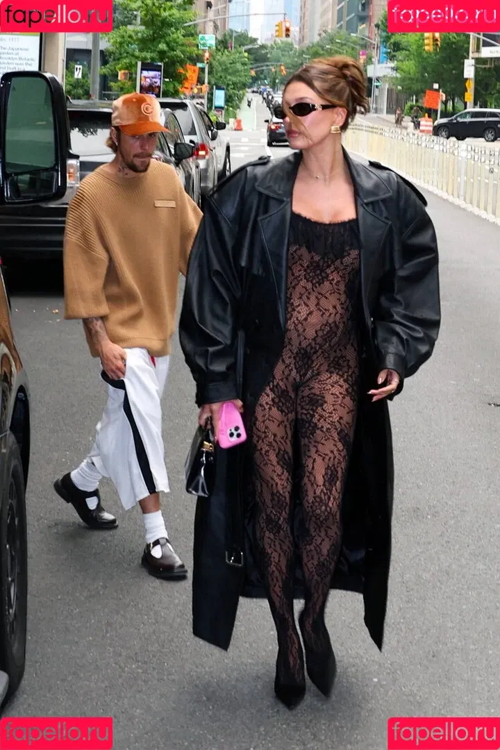 Hailey Bieber / baldwin / haileybieber Onlyfans Photo Gallery 