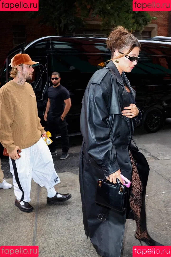 Hailey Bieber / baldwin / haileybieber Onlyfans Photo Gallery 