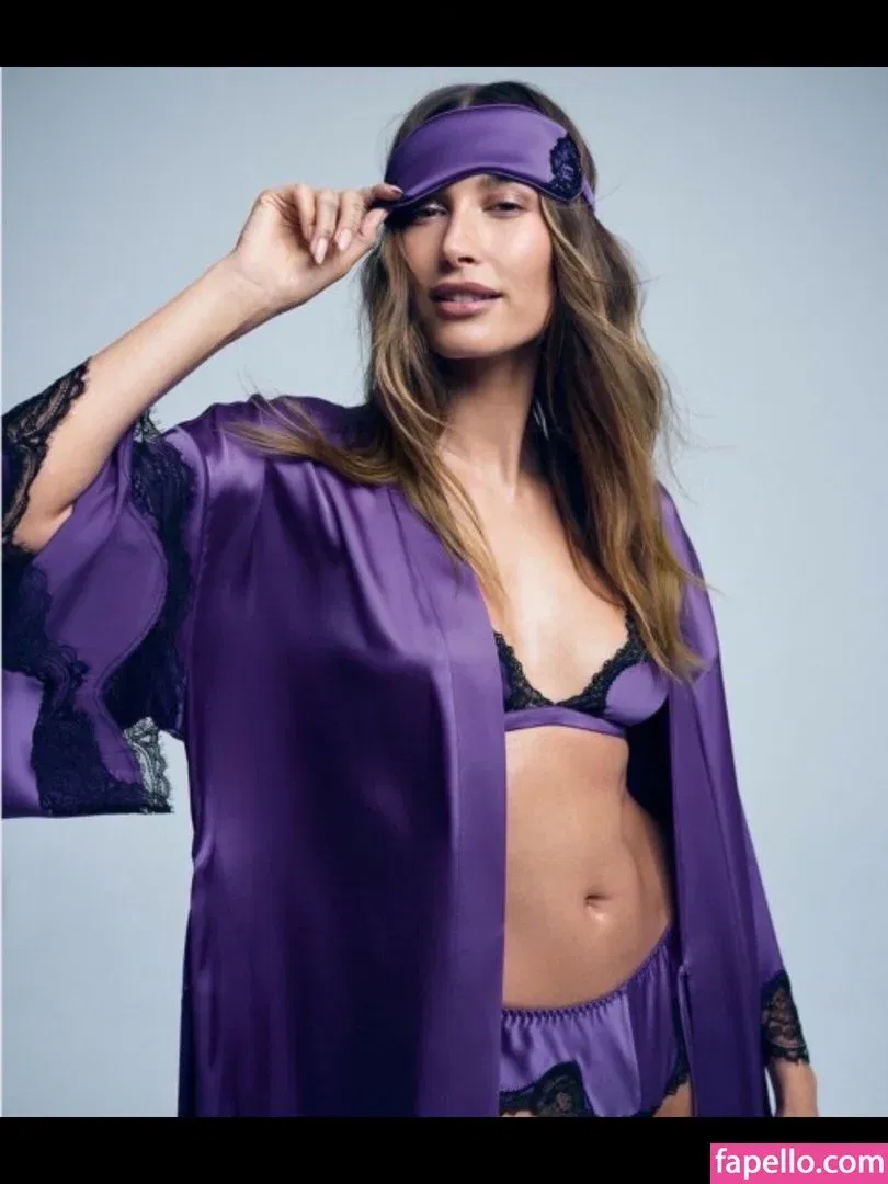 Hailey Bieber / baldwin / haileybieber Onlyfans Photo Gallery 