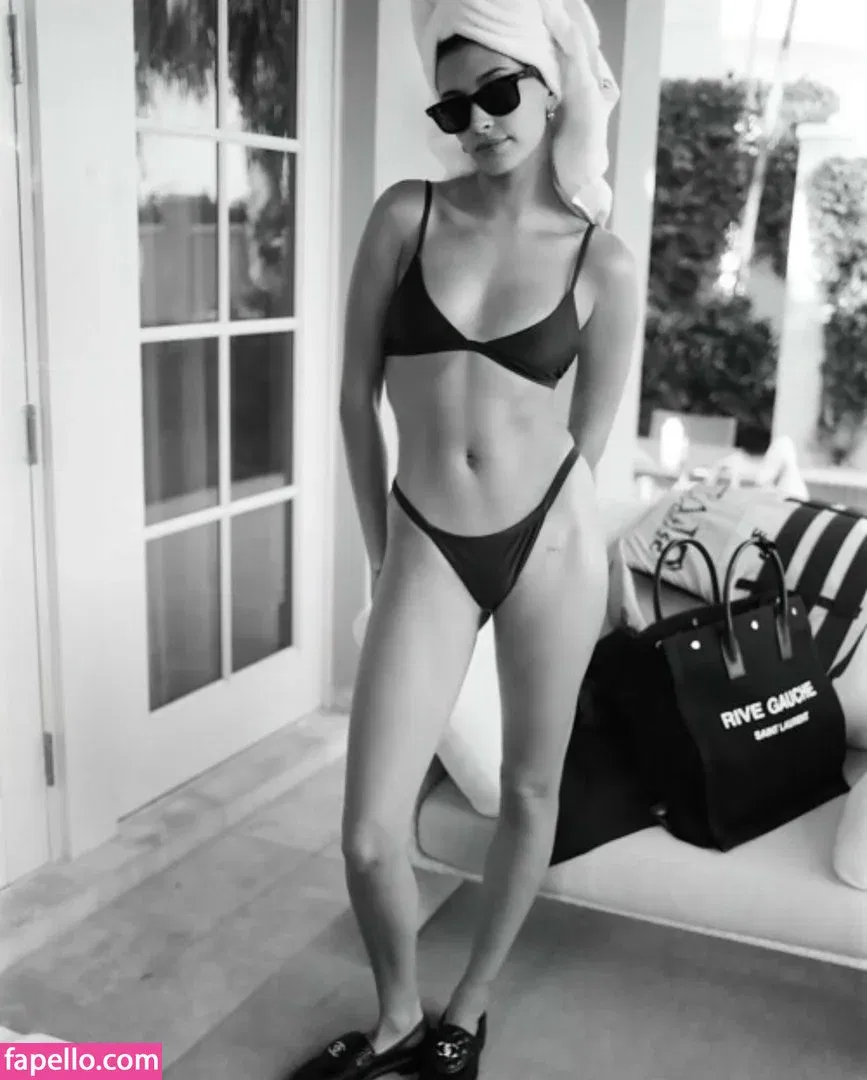 Hailey Bieber / baldwin / haileybieber Onlyfans Photo Gallery 