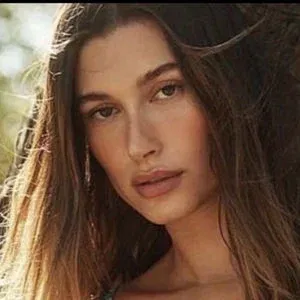 Hailey Bieber / baldwin / haileybieber Onlyfans Photo Gallery 