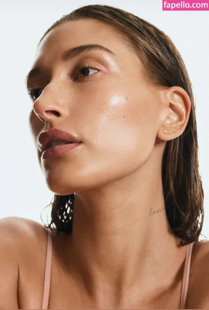 Hailey Bieber / baldwin / haileybieber Onlyfans Photo Gallery 