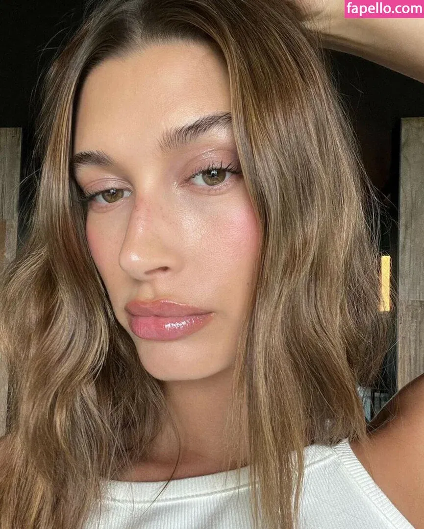 Hailey Bieber / baldwin / haileybieber Onlyfans Photo Gallery 