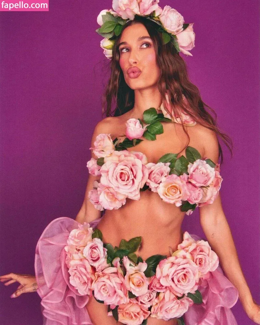 Hailey Bieber / baldwin / haileybieber Onlyfans Photo Gallery 
