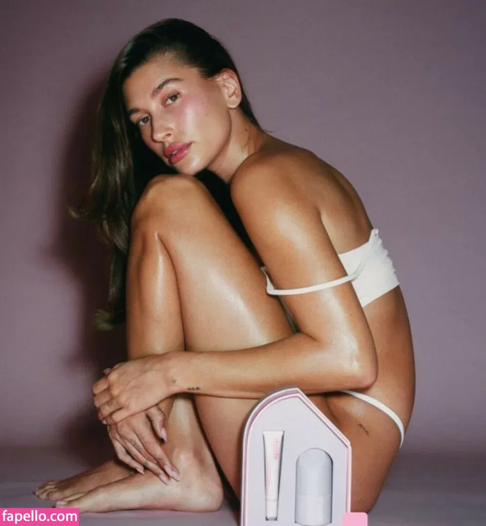 Hailey Bieber / baldwin / haileybieber Onlyfans Photo Gallery 
