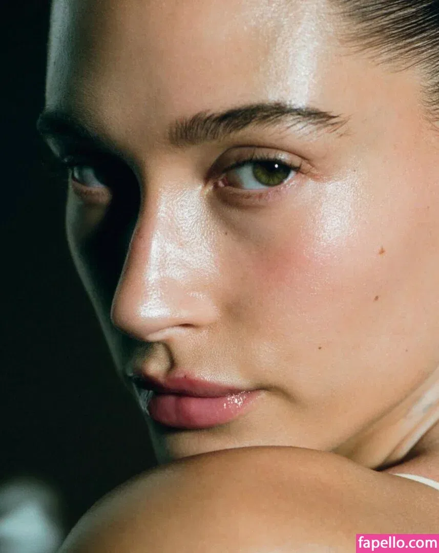 Hailey Bieber / baldwin / haileybieber Onlyfans Photo Gallery 