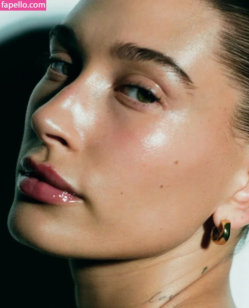 Hailey Bieber / baldwin / haileybieber Onlyfans Photo Gallery 