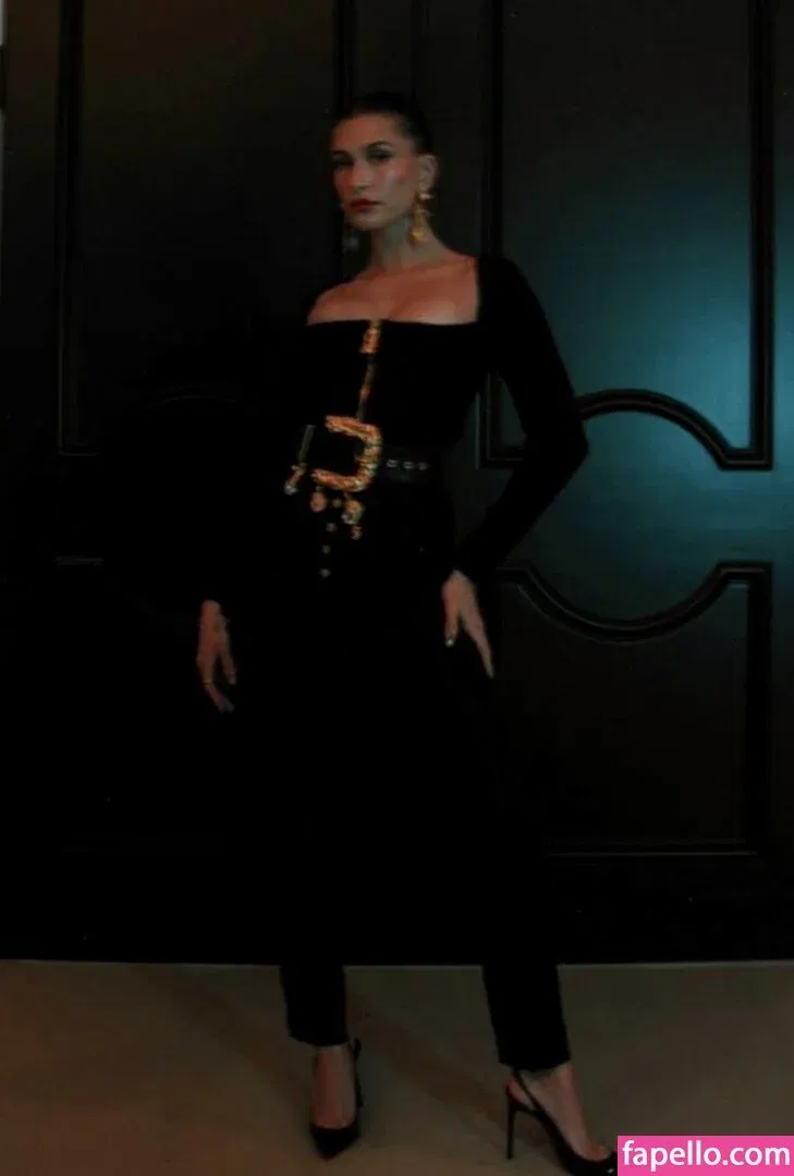 Hailey Bieber / baldwin / haileybieber Onlyfans Photo Gallery 