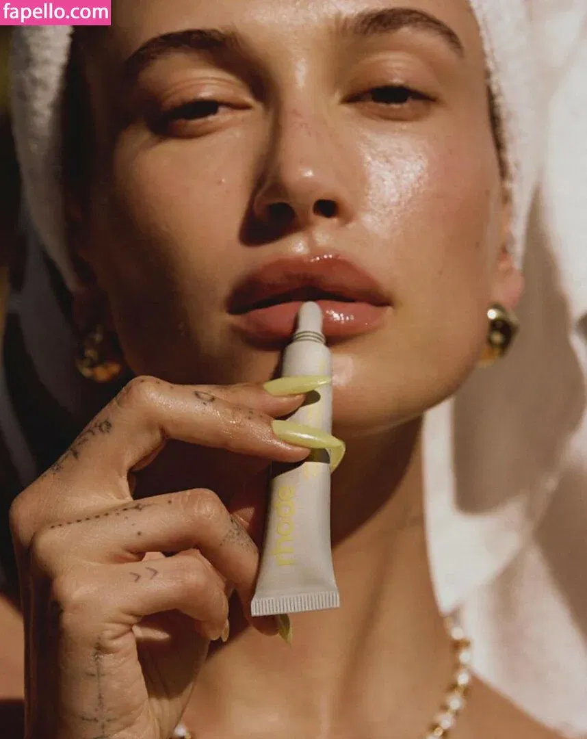 Hailey Bieber / baldwin / haileybieber Onlyfans Photo Gallery 