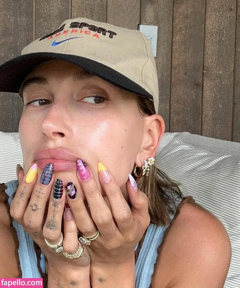 Hailey Bieber / baldwin / haileybieber Onlyfans Photo Gallery 