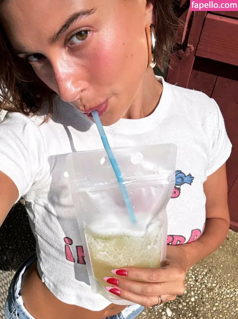 Hailey Bieber / baldwin / haileybieber Onlyfans Photo Gallery 