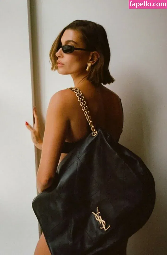 Hailey Bieber / baldwin / haileybieber Onlyfans Photo Gallery 