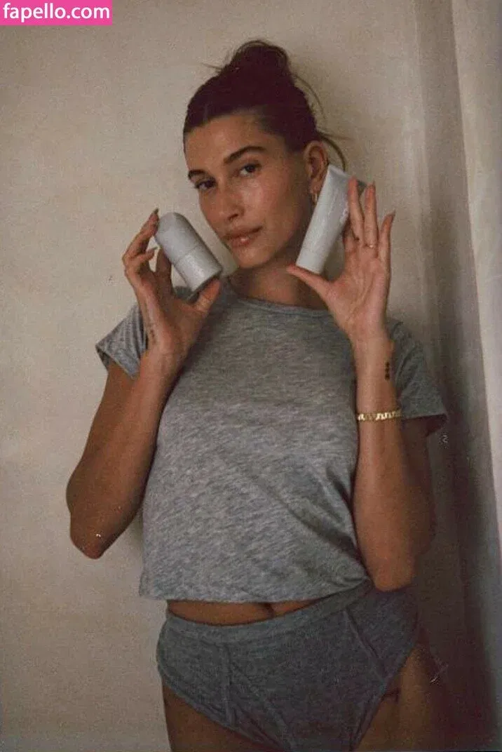 Hailey Bieber / baldwin / haileybieber Onlyfans Photo Gallery 