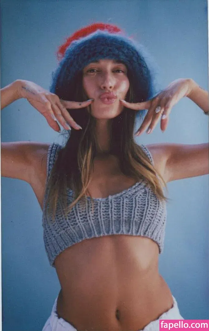 Hailey Bieber / baldwin / haileybieber Onlyfans Photo Gallery 