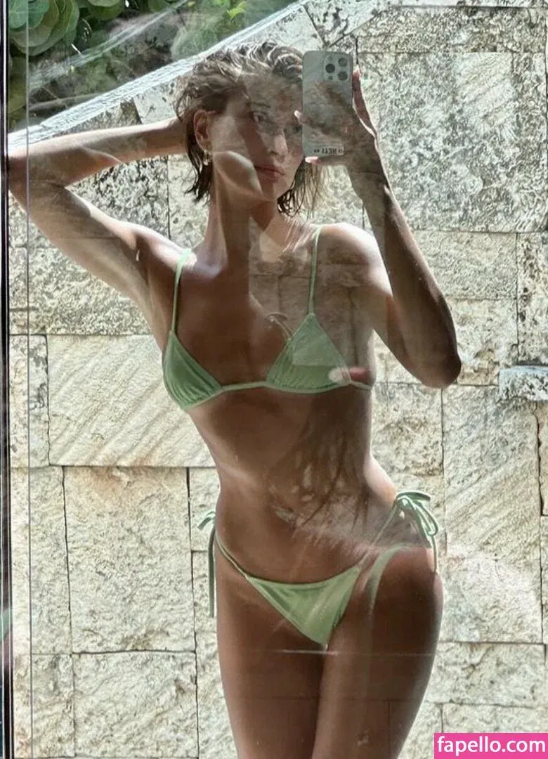 Hailey Bieber / baldwin / haileybieber Onlyfans Photo Gallery 