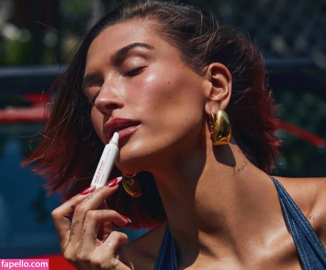 Hailey Bieber / baldwin / haileybieber Onlyfans Photo Gallery 