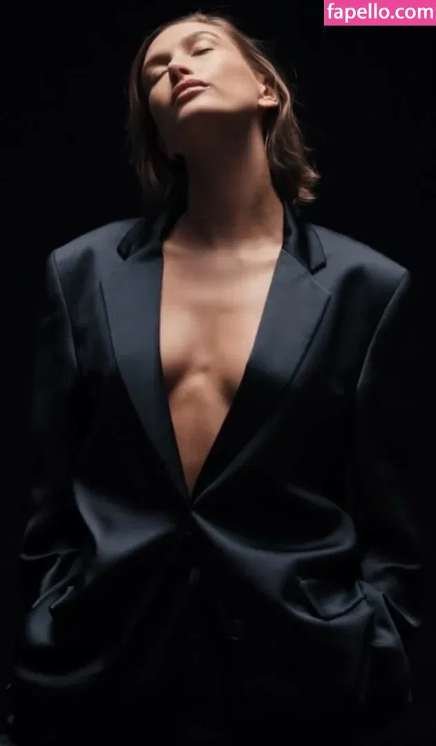 Hailey Bieber / baldwin / haileybieber Onlyfans Photo Gallery 