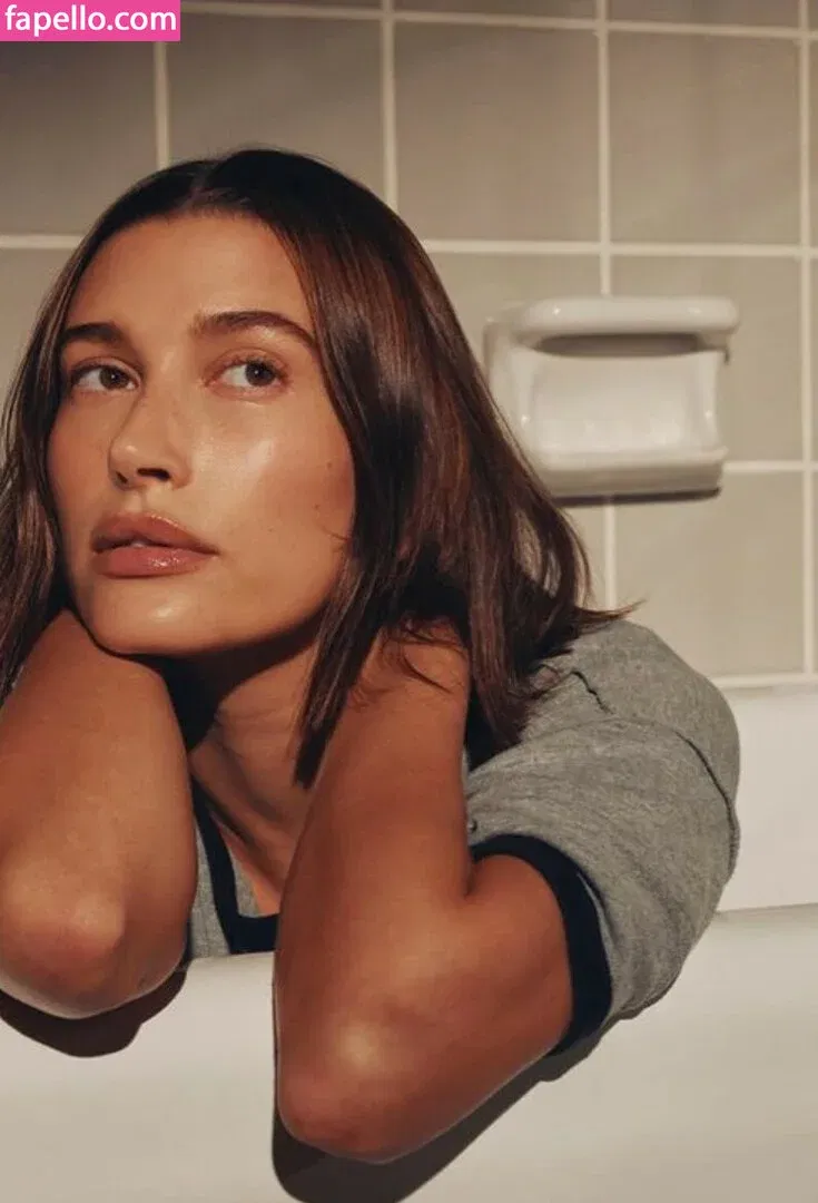 Hailey Bieber / baldwin / haileybieber Onlyfans Photo Gallery 