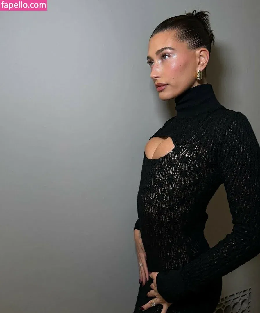 Hailey Bieber / baldwin / haileybieber Onlyfans Photo Gallery 