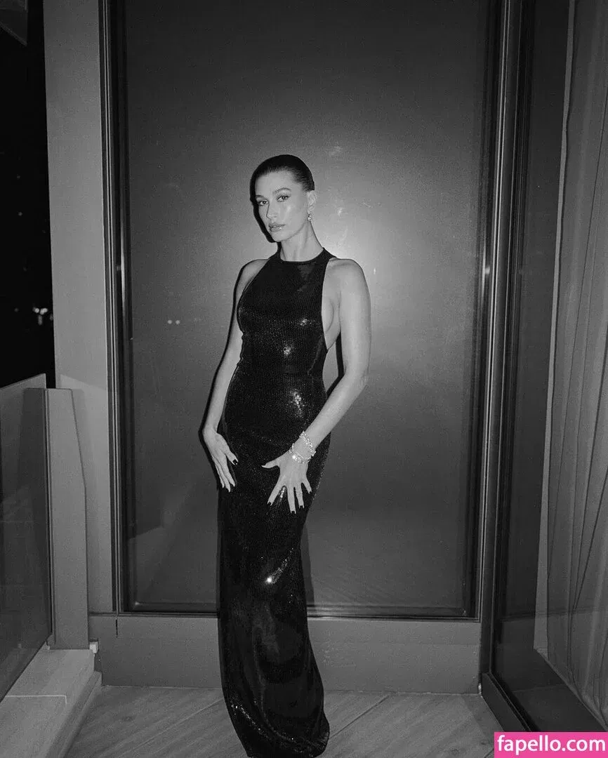 Hailey Bieber / baldwin / haileybieber Onlyfans Photo Gallery 