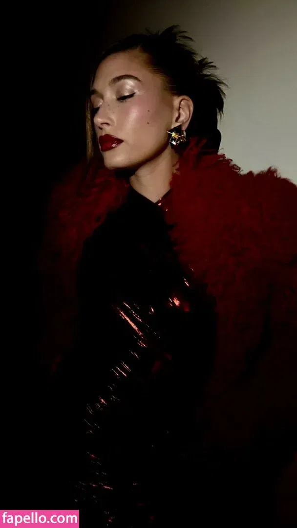 Hailey Bieber / baldwin / haileybieber Onlyfans Photo Gallery 