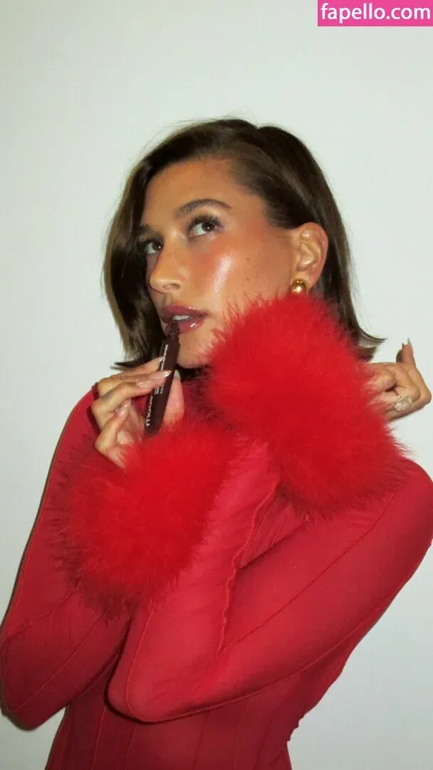 Hailey Bieber / baldwin / haileybieber Onlyfans Photo Gallery 