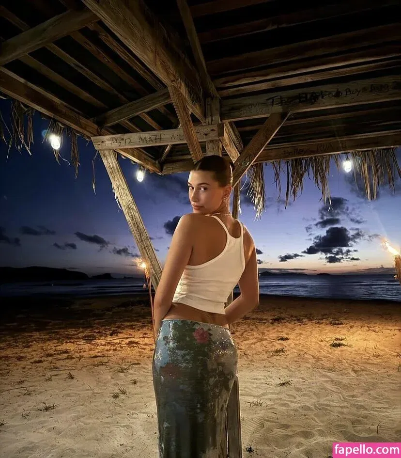 Hailey Bieber / baldwin / haileybieber Onlyfans Photo Gallery 