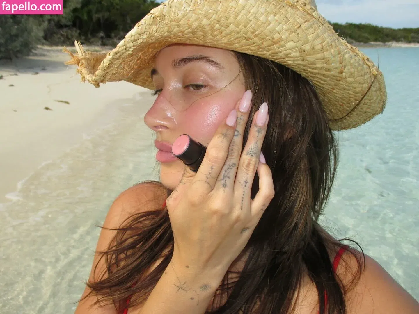 Hailey Bieber / baldwin / haileybieber Onlyfans Photo Gallery 