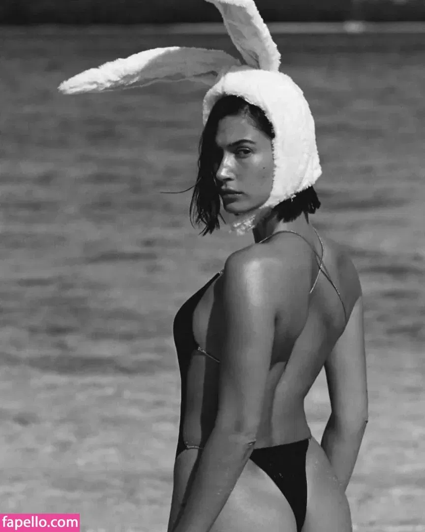 Hailey Bieber / baldwin / haileybieber Onlyfans Photo Gallery 