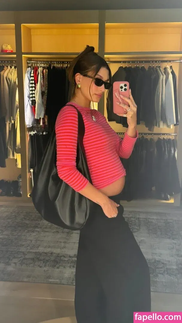Hailey Bieber / baldwin / haileybieber Onlyfans Photo Gallery 