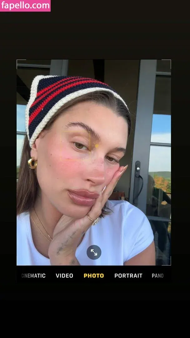 Hailey Bieber / baldwin / haileybieber Onlyfans Photo Gallery 