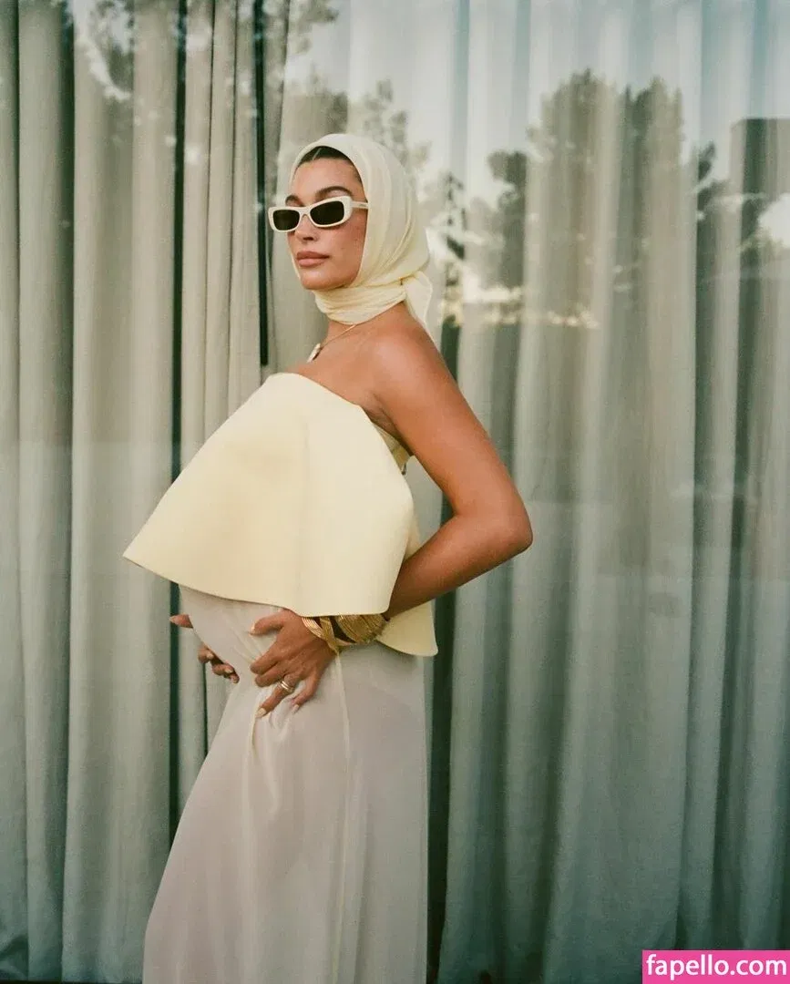 Hailey Bieber / baldwin / haileybieber Onlyfans Photo Gallery 