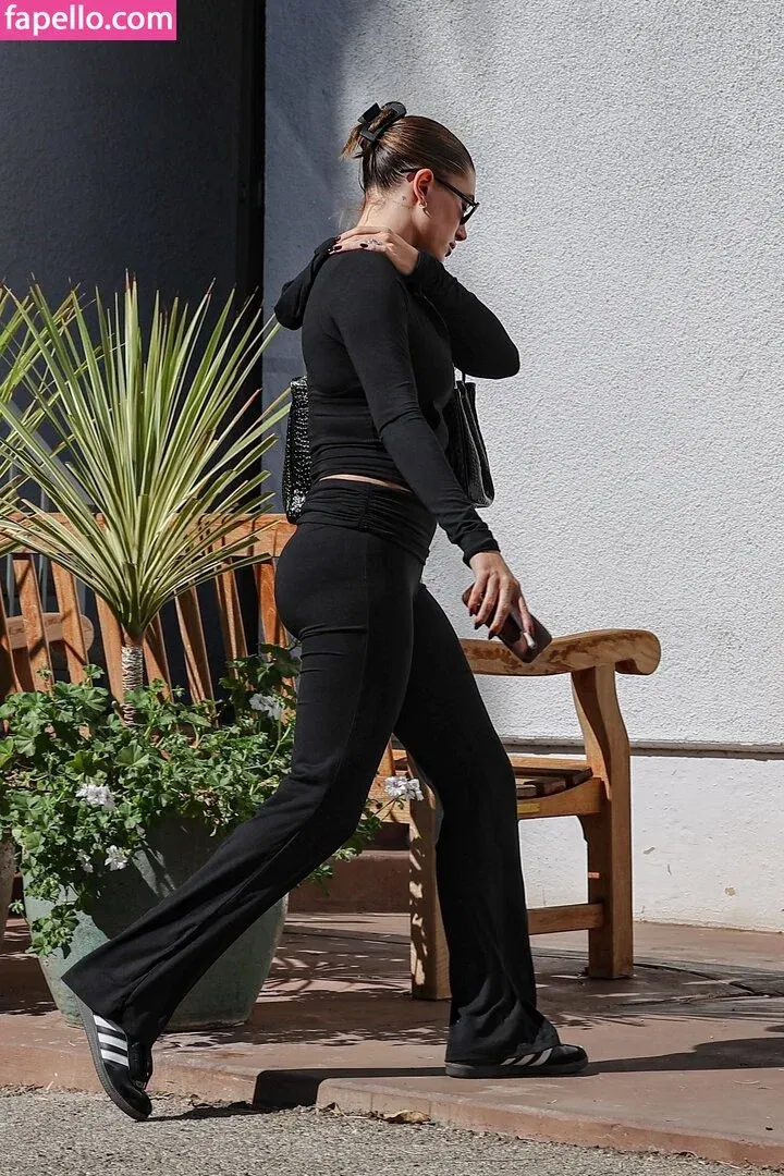 Hailey Bieber / baldwin / haileybieber Onlyfans Photo Gallery 