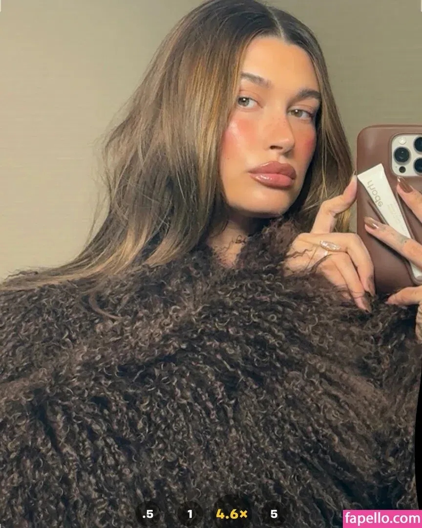 Hailey Bieber / baldwin / haileybieber Onlyfans Photo Gallery 