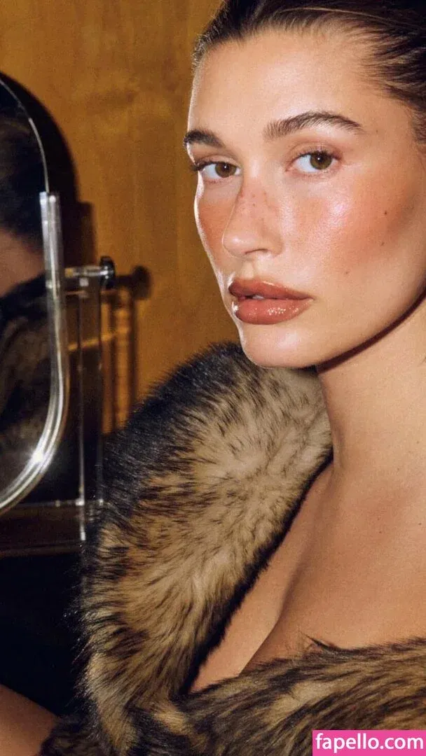 Hailey Bieber / baldwin / haileybieber Onlyfans Photo Gallery 