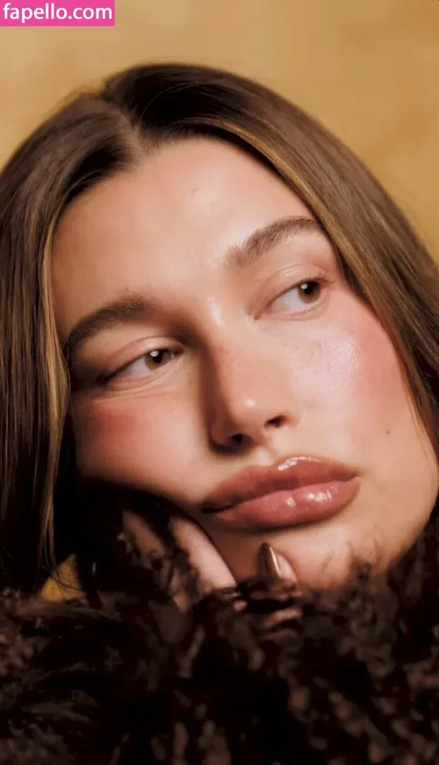 Hailey Bieber / baldwin / haileybieber Onlyfans Photo Gallery 