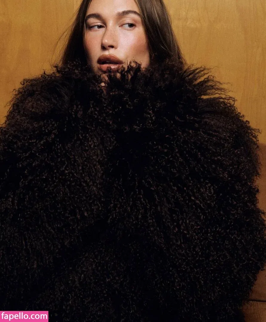 Hailey Bieber / baldwin / haileybieber Onlyfans Photo Gallery 