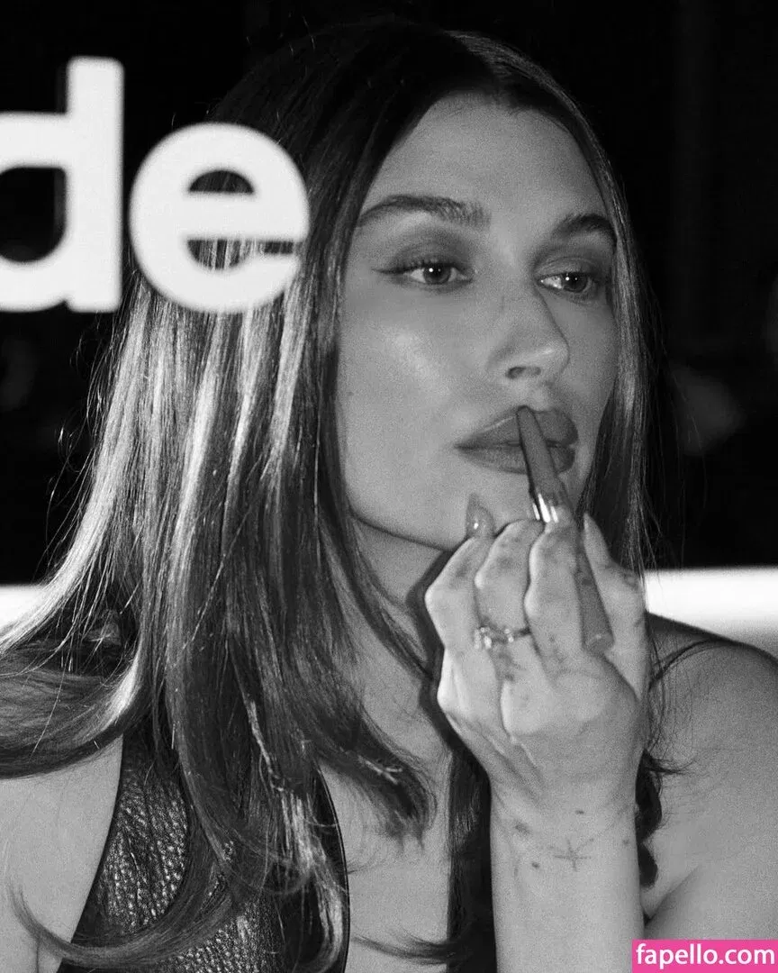 Hailey Bieber / baldwin / haileybieber Onlyfans Photo Gallery 