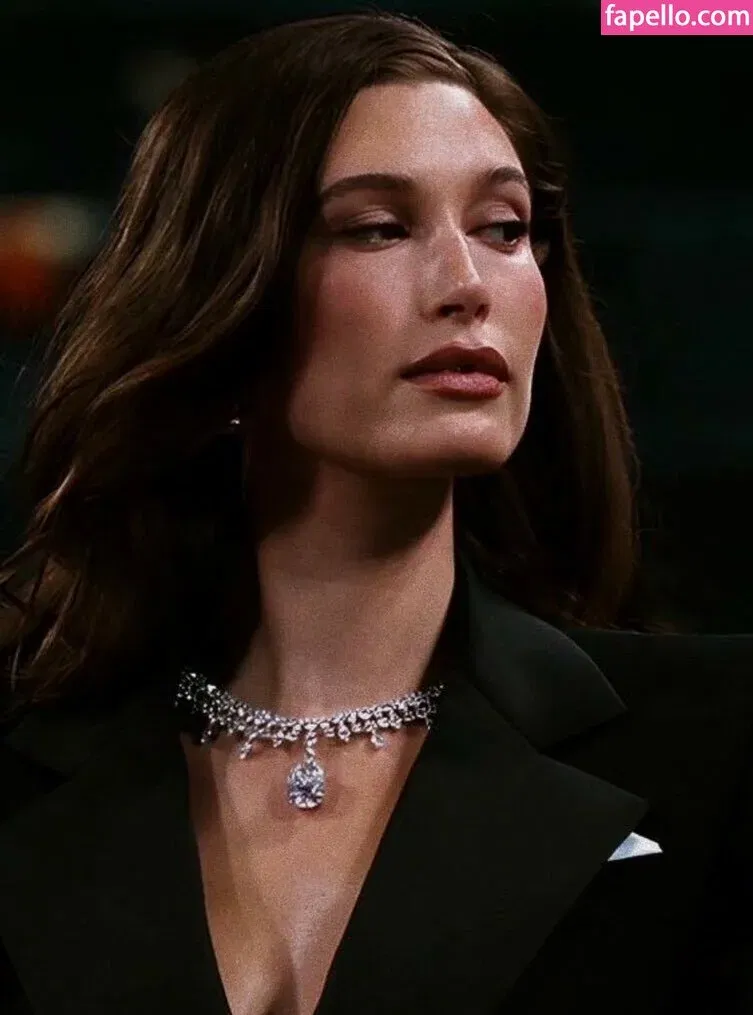 Hailey Bieber / baldwin / haileybieber Onlyfans Photo Gallery 