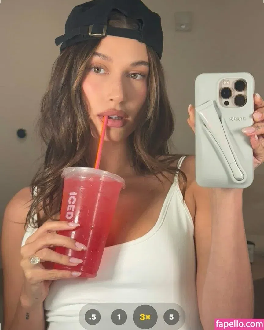 Hailey Bieber / baldwin / haileybieber Onlyfans Photo Gallery 